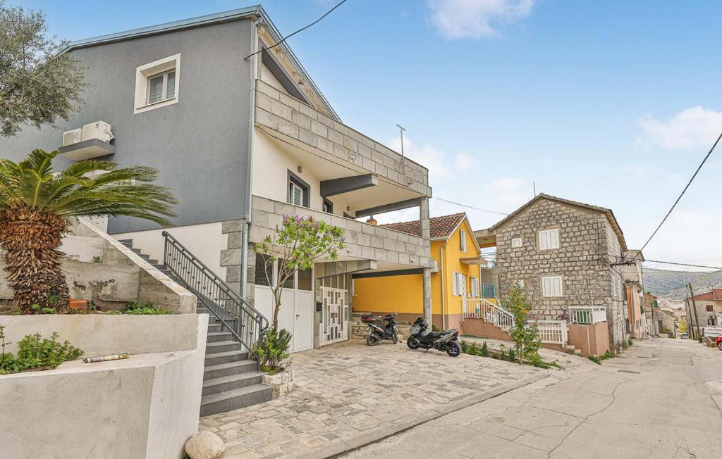 Premium Apartment With Jacuzzi Trogir Exteriör bild